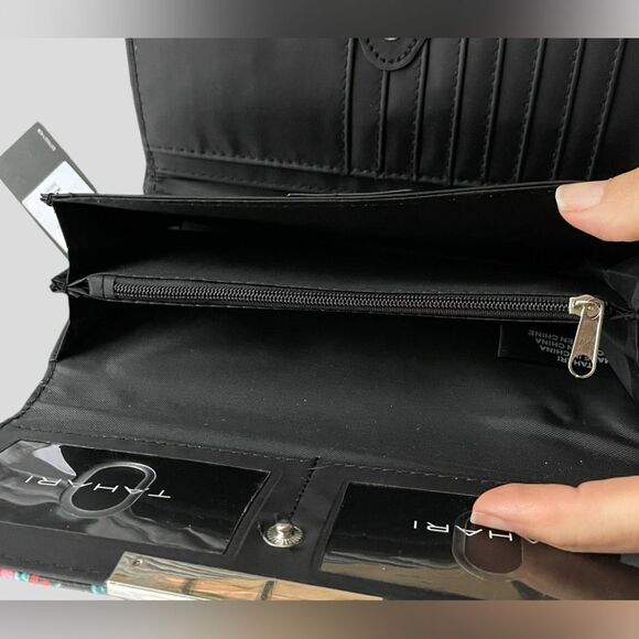 Tahari Trifold Long Wallet RFID Vegan Leather Floral NEW - Picture 6 of 8